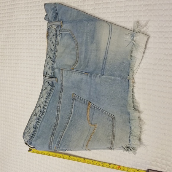 American Eagle Women's jean shorts, size 14 - Picture 8 of 8